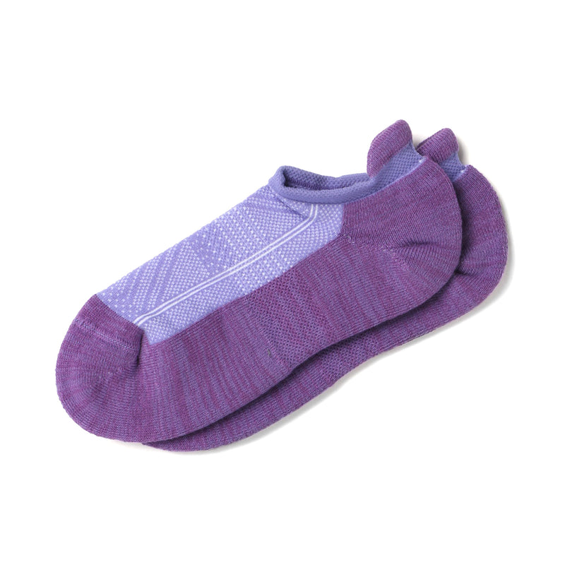 Burlington Ladies Invisole Ankle Socks in Lavender