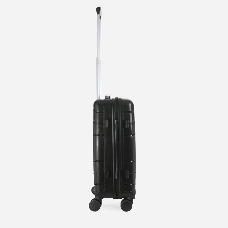 Travel Basic Drui 20-Inch Small Hard Case Luggage in Black