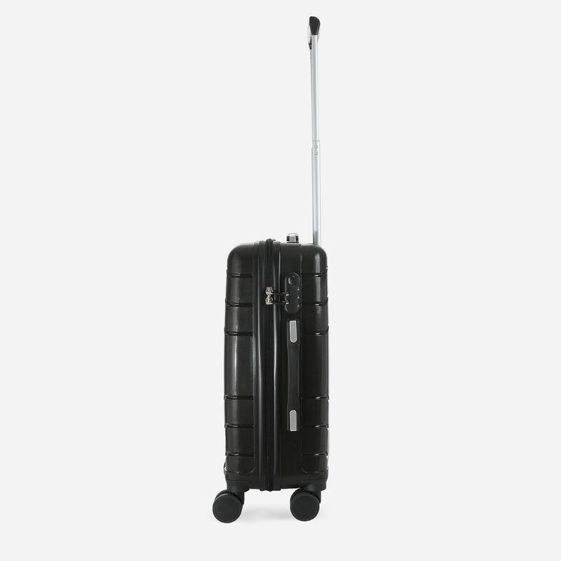 Travel Basic Drui 20-Inch Small Hard Case Luggage in Black