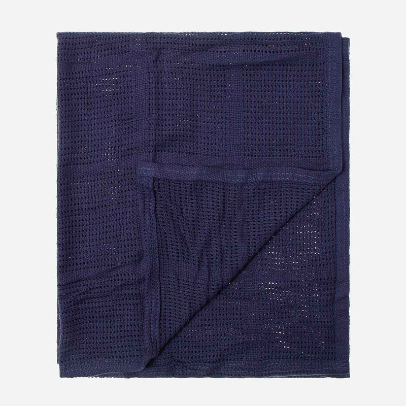 Bloom 2-piece Knitted Blanket Set 35 x 35in. _ Navy Blue and White