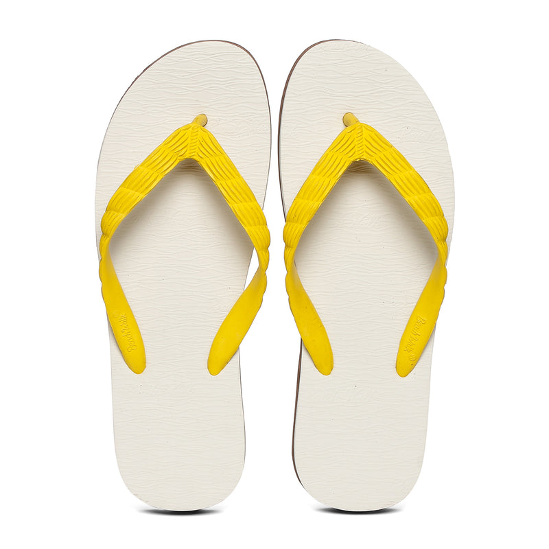 0650 ORIGINAL BEACHWALK YELLOW SIZE 4-5 BEACHWALK ORIGINAL RUBBER SLIPPERS