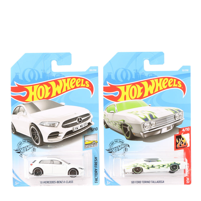 HOT WHEELS HWBC W EPIC BOOK   3HWI C4982EB