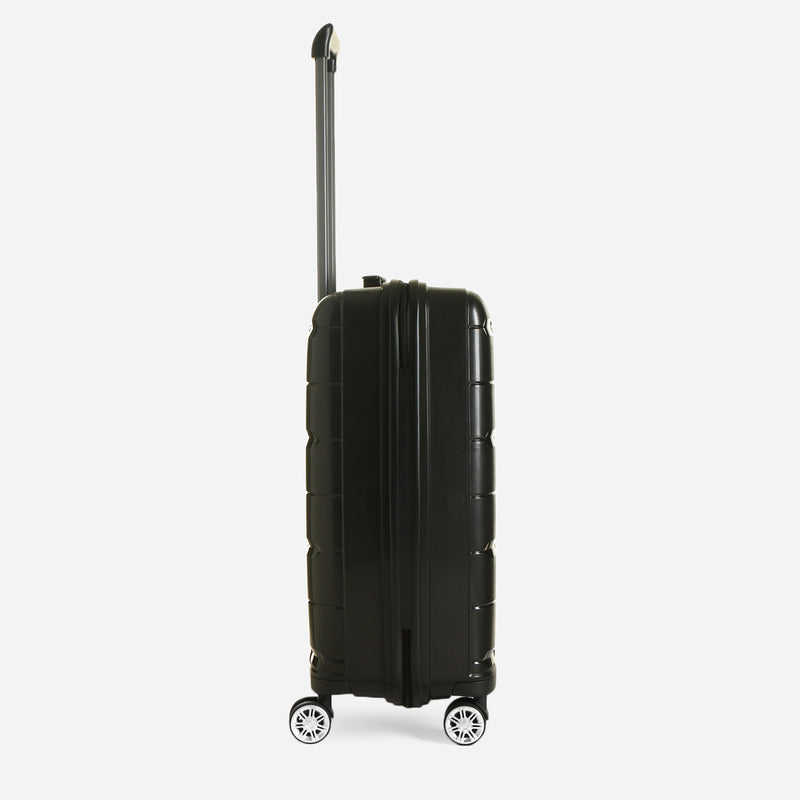 Travel Basic Cross 24-Inch Hard Case Luggage in Black