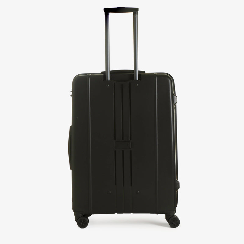 Travel Basic Vea 24-Inch Hard Case Luggage in Black