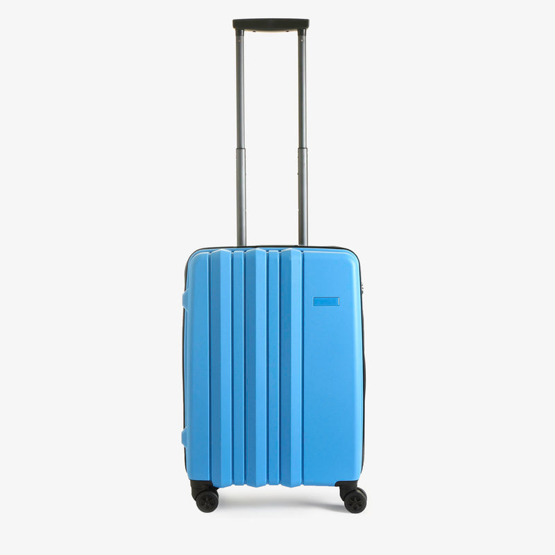 Travel Basic Vea 20-Inch Hard Case Luggage in Blue