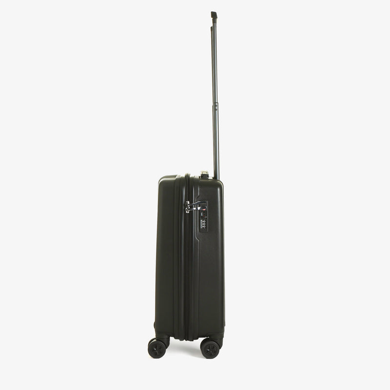 Travel Basic Vea 20-Inch Hard Case Luggage in Black