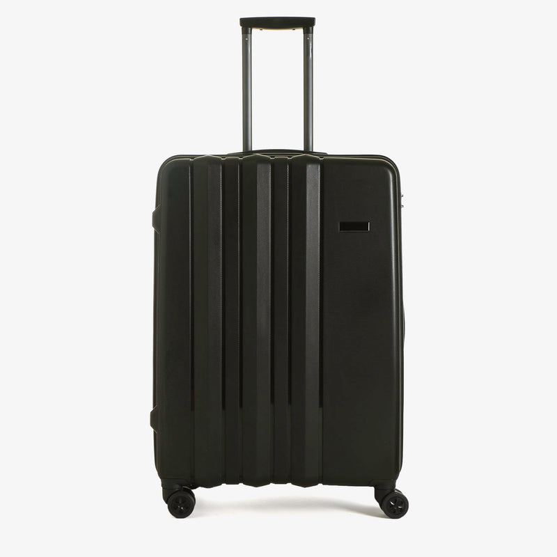 Travel Basic Vea 28-Inch Hard Case Luggage in Black