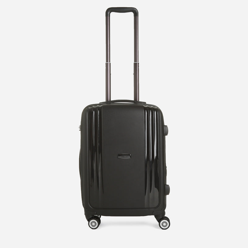 Travel Basic Flint 20-Inch Hard Case Luggage in Black