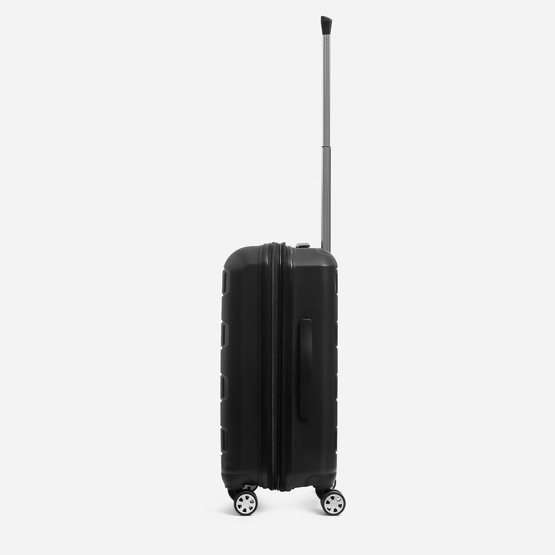 Travel Basic Bryna 20-Inch Hard Case Luggage in Black