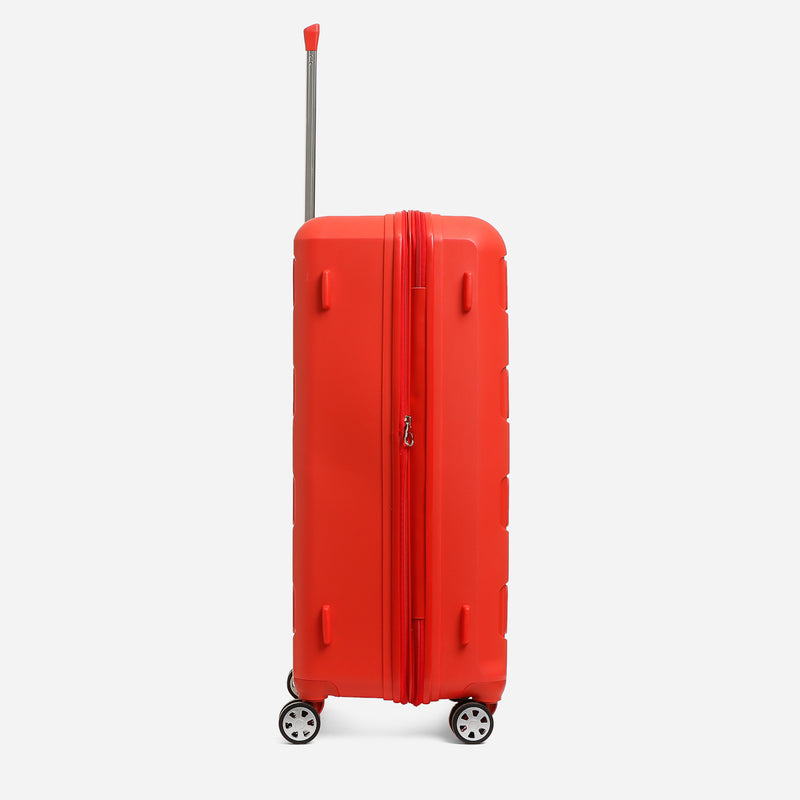 Travel Basic Bryna 28-Inch Hard Case Luggage in Red