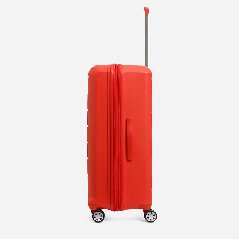 Travel Basic Bryna 28-Inch Hard Case Luggage in Red