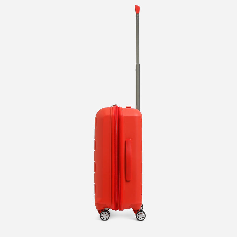 Travel Basic Bryna 20-Inch Hard Case Luggage in Red