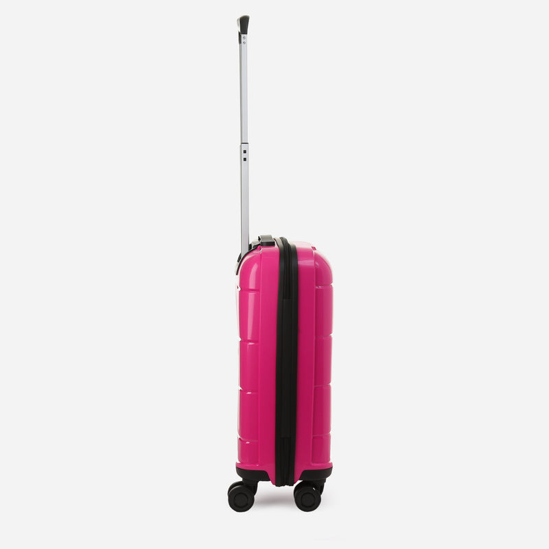 Travel Basic Chi 20-Inch Hard Case Luggage in Rose Pink