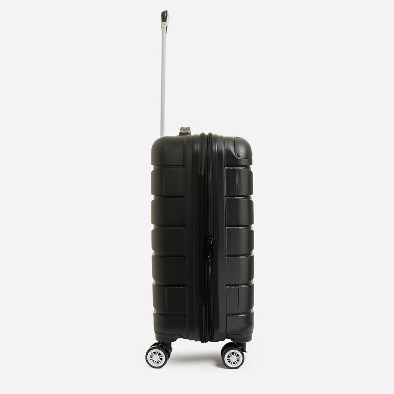 Travel Basic Argen 24-Inch Hard Case Luggage in Black