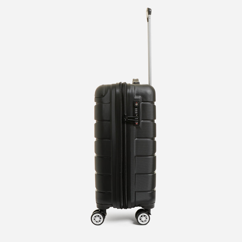 Travel Basic Argen 24-Inch Hard Case Luggage in Black