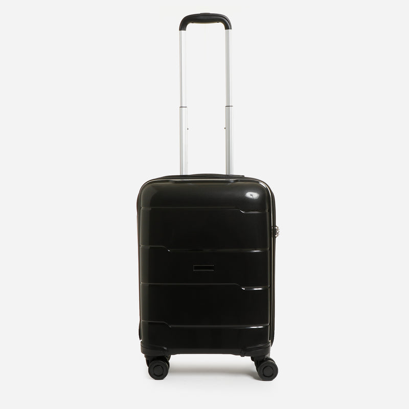 Travel Basic Chi 20-Inch Hard Case Luggage in Black