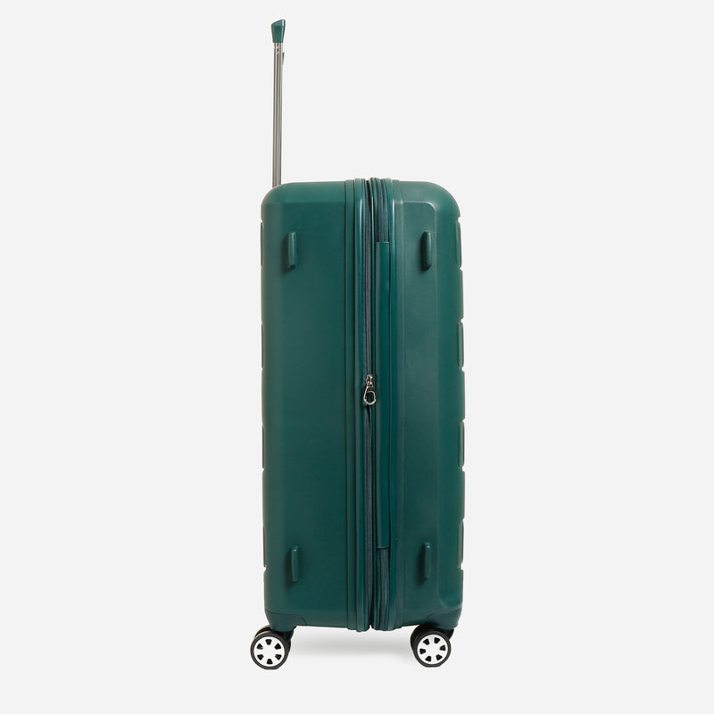 Travel Basic Bryna 28-Inch Hard Case Luggage in Green